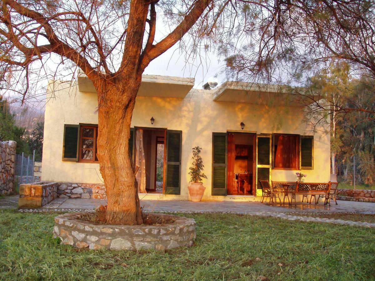 Elpidas Holiday House Kardhamili Ngoại thất bức ảnh